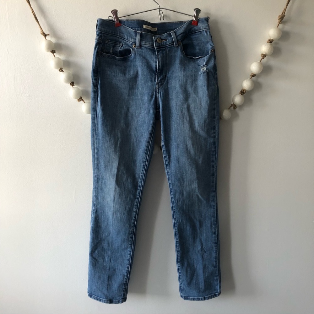 Levi Strausee & Co. Classic Straight Denim Jeans Women's 6